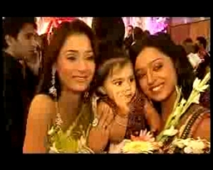 00_00_50 - sara khan10