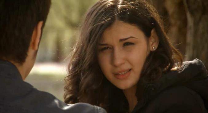 *Ii da un picior in cur...:]]* Fufa drq ce esti.:-j:@ - x - Dutuu Room - x