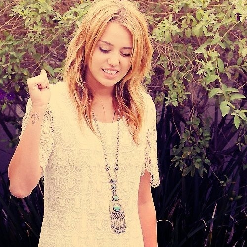 Trebuie sa ne pregatim pentru petrecerea surpriza.