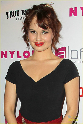 debby-ryan-nylon-mag-party-03