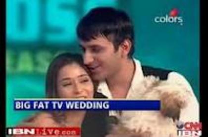 imagesCABF46AX - sara khan10