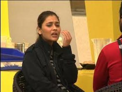 imagesCABLKO6N - sara khan10