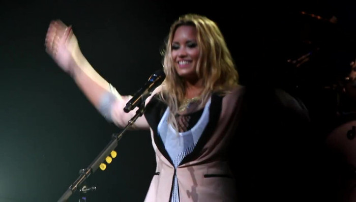 Demi Lovato @ San Diego County Fair- Here We Go Again 01004 - Demilush - San Diego County Fair Here We Go Again Part oo3