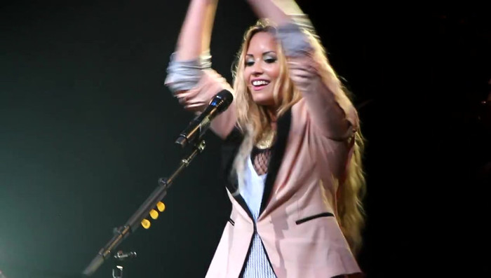 Demi Lovato @ San Diego County Fair- Here We Go Again 01114 - Demilush - San Diego County Fair Here We Go Again Part oo3