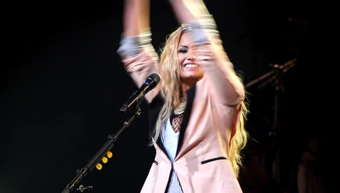 Demi Lovato @ San Diego County Fair- Here We Go Again 00737 - Demilush - San Diego County Fair Here We Go Again Part oo2