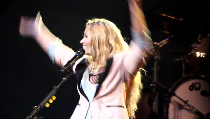Demi Lovato @ San Diego County Fair- Here We Go Again 00419 - Demilush - San Diego County Fair Here We Go Again Part oo1