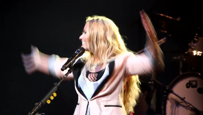 Demi Lovato @ San Diego County Fair- Here We Go Again 00432 - Demilush - San Diego County Fair Here We Go Again Part oo1