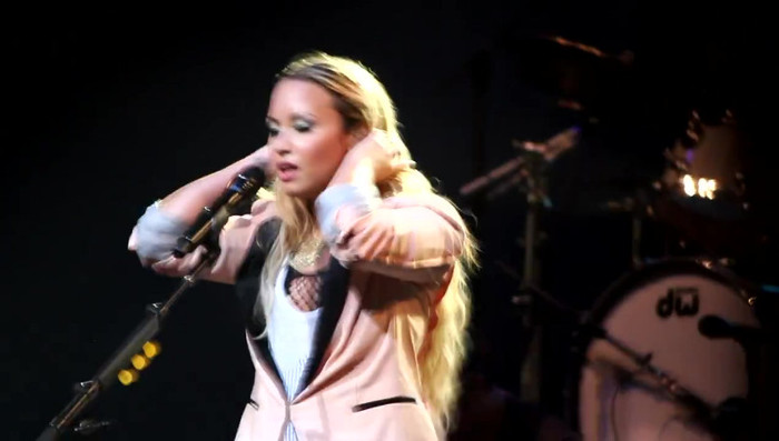 Demi Lovato @ San Diego County Fair- Here We Go Again 01381 - Demilush - San Diego County Fair Here We Go Again Part oo3