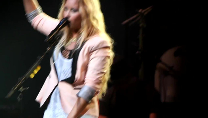 Demi Lovato @ San Diego County Fair- Here We Go Again 01872 - Demilush - San Diego County Fair Here We Go Again Part oo4
