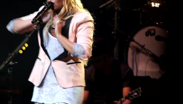 Demi Lovato @ San Diego County Fair- Here We Go Again 01476 Demi Lovato @ San Diego County Fair- Here We Go Again 01476