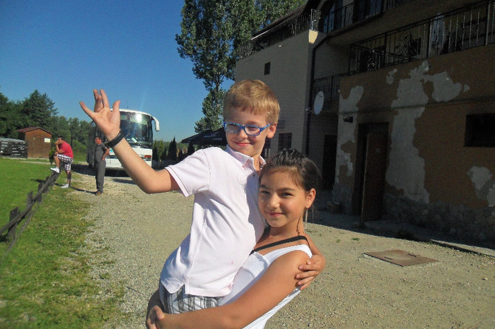 Andrei Ady; Logic era ca el sa ma tina in brate.....:d
