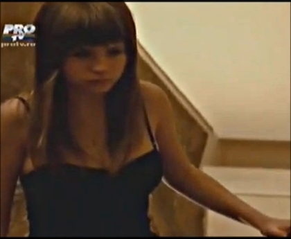 x. Dwa Monicuts :( - x - Piscotsel Room - x