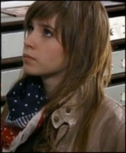 x. Nu ma intereseaza se vedea cai placea. - x - Piscotsel Room - x