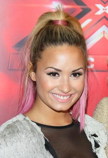 Demi Lovato - DDL