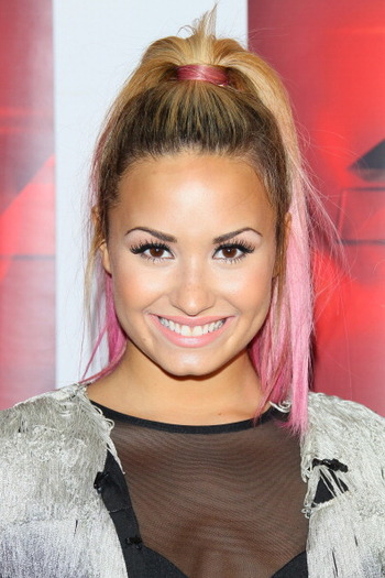 Demi Lovato - DDL