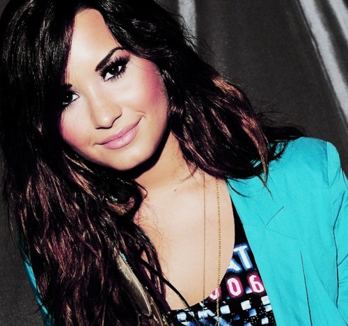 Demi Lovatoo - DDL