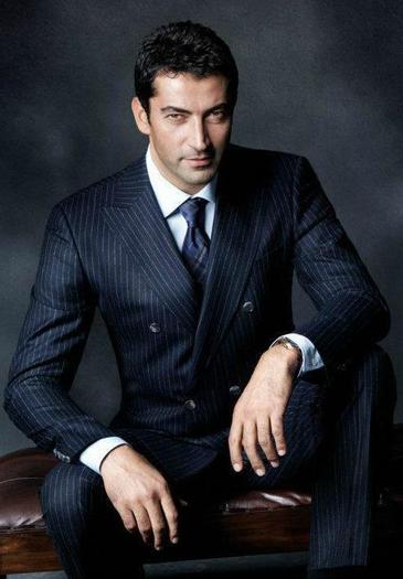 310493_236837053038461_1635941407_n