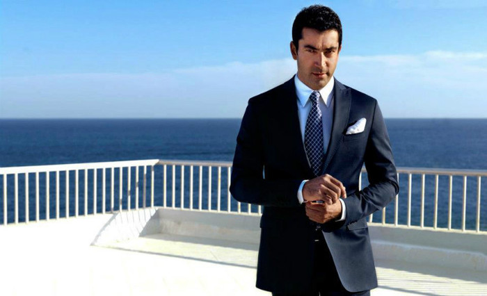 420306_308776442518804_1068064300_n