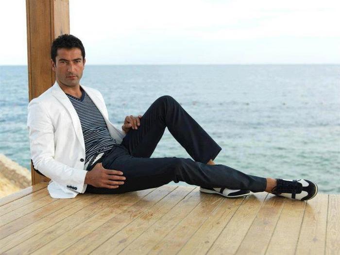 422537_188765911232377_1428872393_n