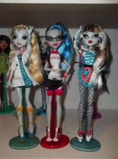 mh ca dollls - monster high Classroom Assortment