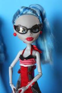 mh ca gholia doll - monster high Classroom Assortment
