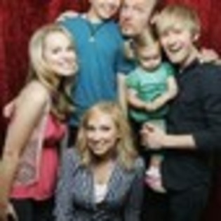good-luck-charlie-922618l-thumbnail_gallery