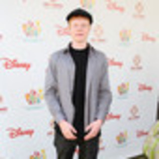 adam-hicks-139032l-thumbnail_gallery - Adam Hicks