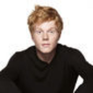 adam-hicks-623932l-thumbnail_gallery