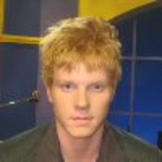 MV5BMTYzNjg3ODYzOF5BMl5BanBnXkFtZTcwMTMzNDU4Mw@@._V1._CR0,0,1066,1066_SS100_ - Adam Hicks