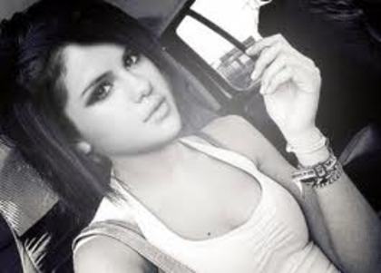 019 - Selena Gomez