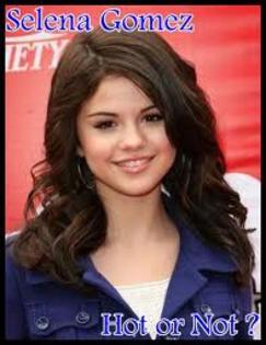033 - Selena Gomez