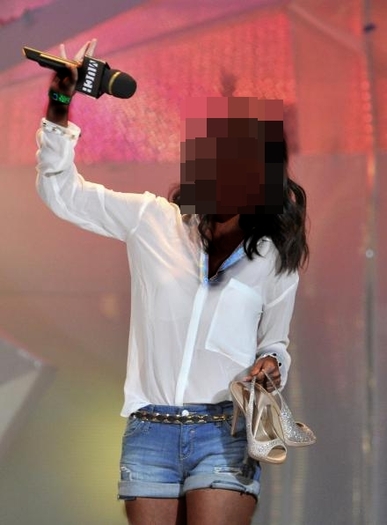 30.Selena de  oOBubblexChannelOo