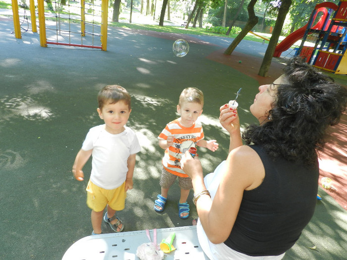 CE PRIETEN DRAGUT AM!