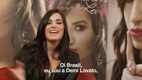 Demi Lovato says_ _Hey Brazil!!_ And Shows Off Her Beautiful Smile 0034