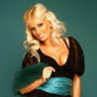 andreea-banica-860354l-thumbnail_gallery
