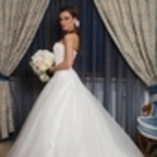 anna-lesko-142546l-thumbnail_gallery