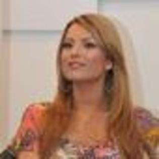mandinga-908482l-thumbnail_gallery - Elena Gheorghe