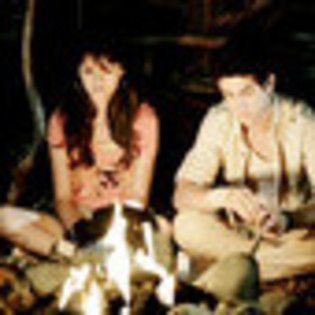 wizards-of-waverly-place-the-movie-496228l-thumbnail_gallery - Magicieni din waverly place