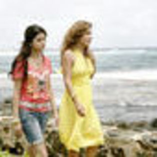 wizards-of-waverly-place-the-movie-840121l-thumbnail_gallery