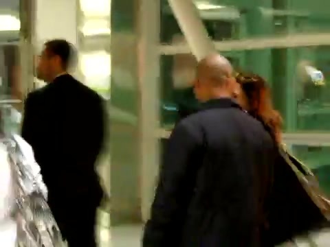 Demi Lovato arriving in Detroit - Tuesday_ November 15th_ 2011 0530