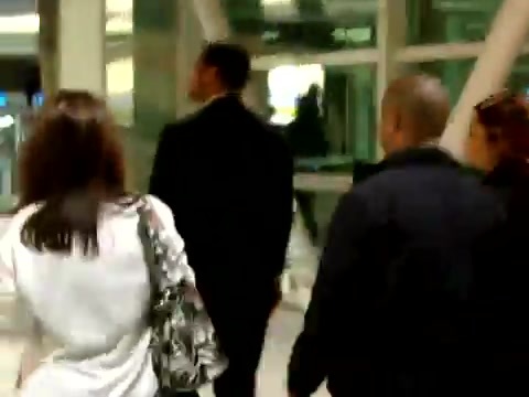 Demi Lovato arriving in Detroit - Tuesday_ November 15th_ 2011 0130