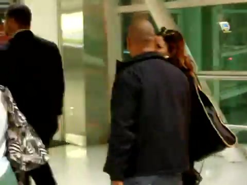 Demi Lovato arriving in Detroit - Tuesday_ November 15th_ 2011 0588