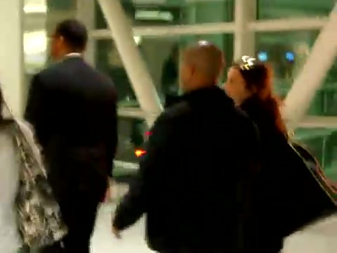 Demi Lovato arriving in Detroit - Tuesday_ November 15th_ 2011 0316