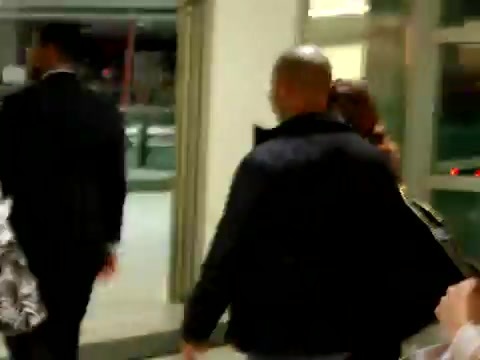 Demi Lovato arriving in Detroit - Tuesday_ November 15th_ 2011 0850