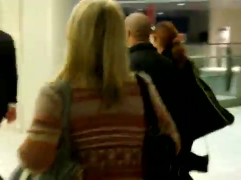 Demi Lovato arriving in Detroit - Tuesday_ November 15th_ 2011 1580