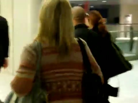 Demi Lovato arriving in Detroit - Tuesday_ November 15th_ 2011 1584