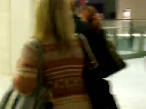 Demi Lovato arriving in Detroit - Tuesday_ November 15th_ 2011 1631