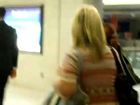 Demi Lovato arriving in Detroit - Tuesday_ November 15th_ 2011 1770