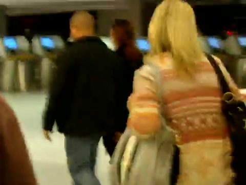 Demi Lovato arriving in Detroit - Tuesday_ November 15th_ 2011 3110 - Demilush - Arriving in Detroit Tuesday November 15th 2011 Part oo7