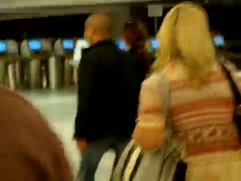 Demi Lovato arriving in Detroit - Tuesday_ November 15th_ 2011 2977